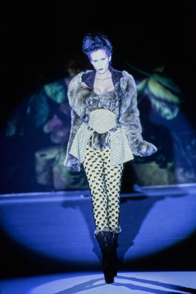 Look 61